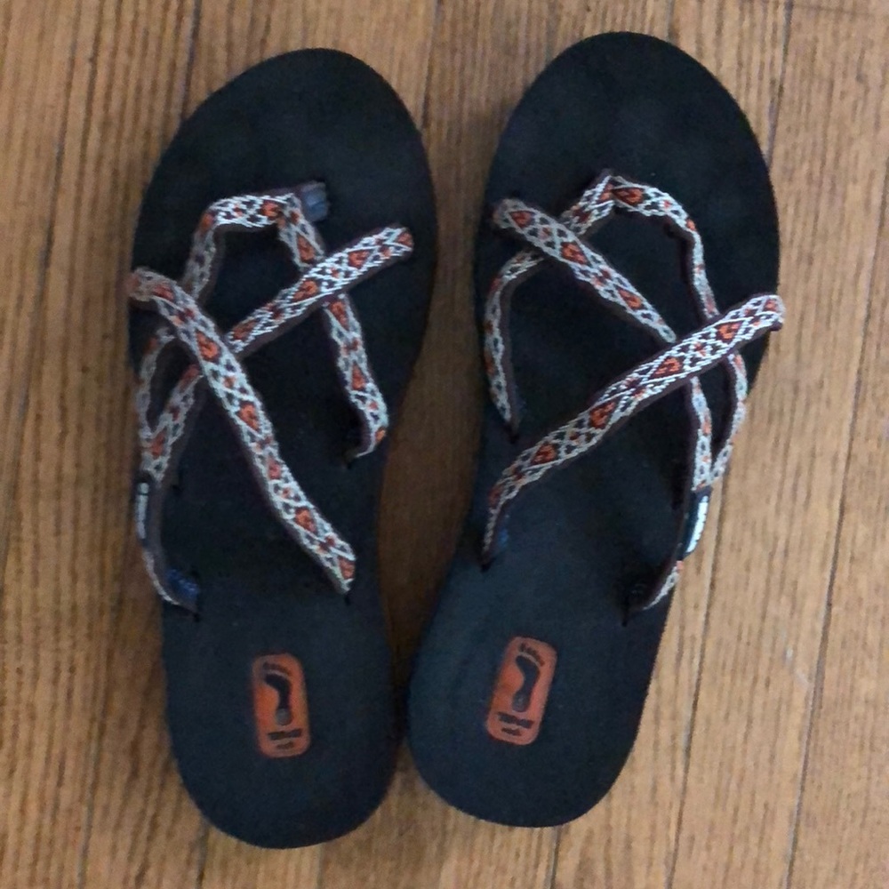 Teva sandals. Practically new!